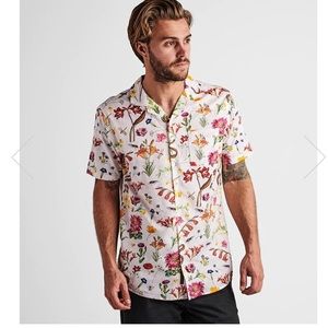 Roark Pink Flower Snake Button Up - Men's M